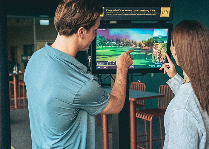 Driving Range Toptracer screen technology